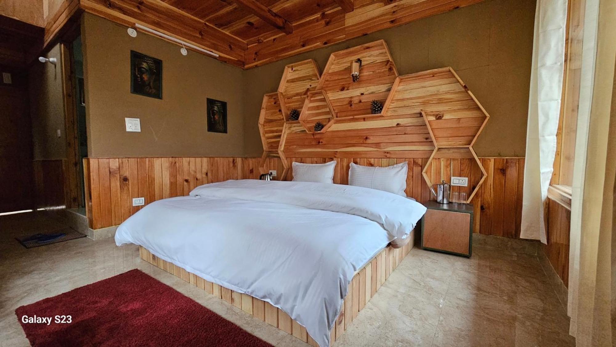 The Fiza Retreat Tirthan Banjār Екстериор снимка